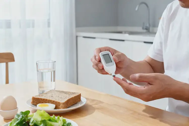 成年人早上空腹血糖4點(diǎn)3是糖尿病嗎(圖2)