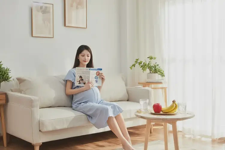 孕婦屁股上容易起濕疹不管它會(huì)自己好嗎(圖1)