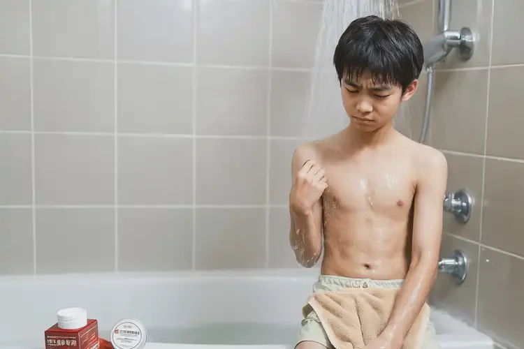 中學(xué)生屁股有濕疹不管它會(huì)自己痊愈嗎(圖2)