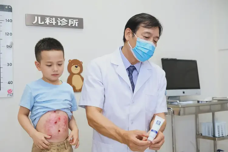 孩子肚子長濕疹能徹底自愈嗎(圖3)