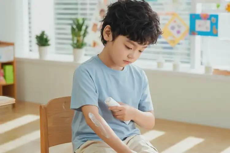 小学生屁股上有湿疹不管它会自己痊愈吗(图1)