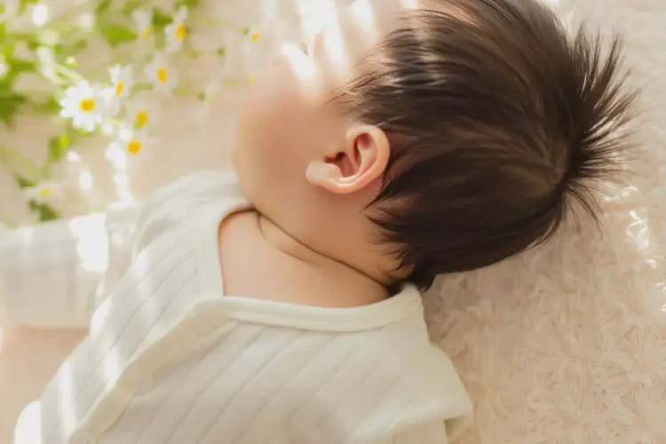 嬰兒脖子經(jīng)常起濕疹能靠自己自愈嗎(圖4)
