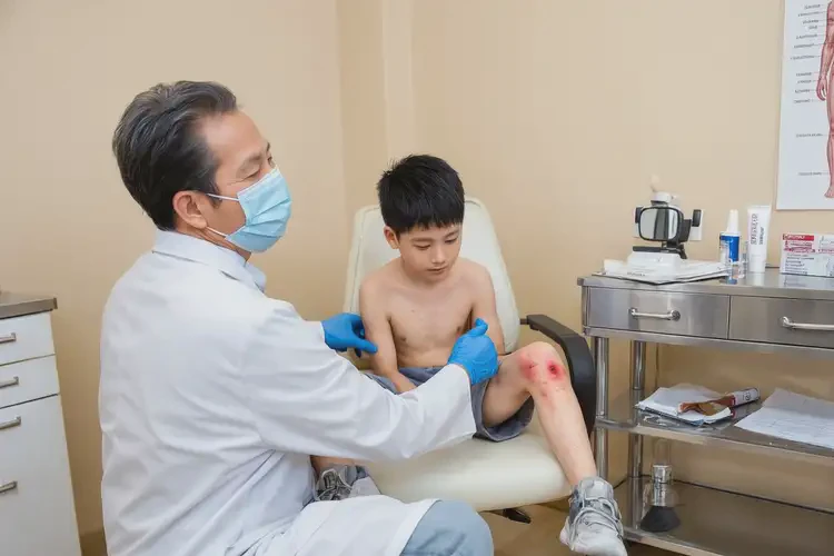 少兒大腿出濕疹能夠徹底治愈嗎(圖2)