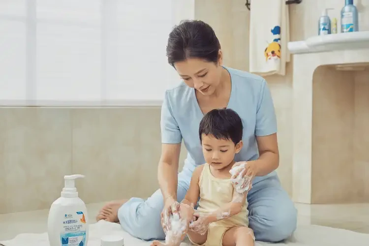 幼儿大腿容易长湿疹可以彻底自愈吗(图3)