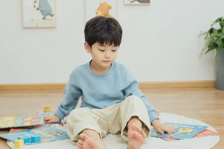 小學生腳上出濕疹能夠徹底治愈嗎(圖1)