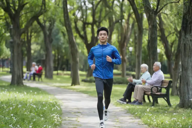 年輕人中餐血糖14點7是怎么回事(圖2)