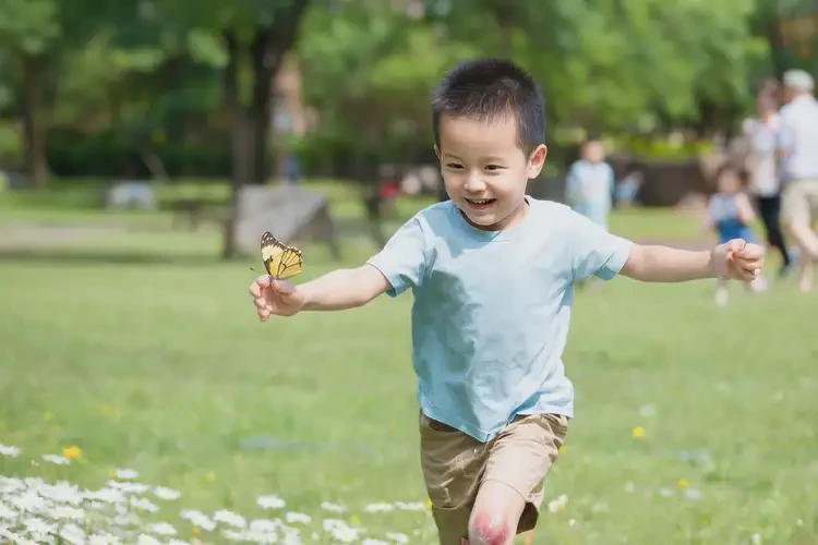 孩子小腿偶尔起湿疹可以彻底自愈吗(图1)