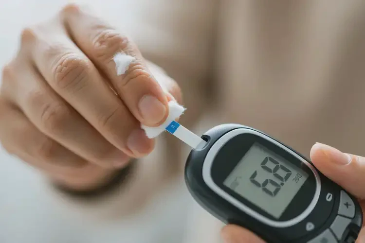 中年人睡前血糖6點8是糖尿病嗎(圖2)