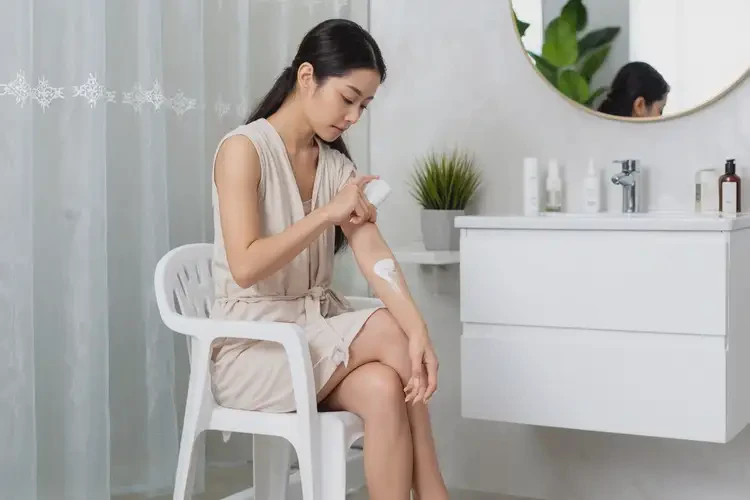 女性全身出現(xiàn)濕疹可以徹底自愈嗎(圖2)