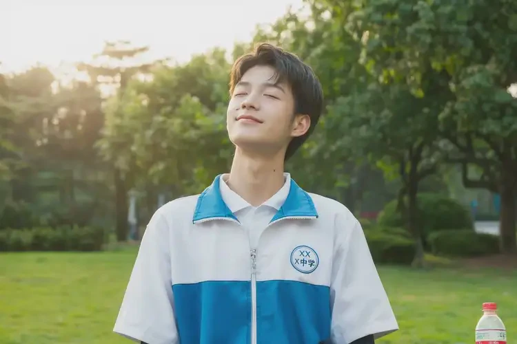 中學(xué)生四肢長(zhǎng)濕疹不管它會(huì)自己自愈嗎(圖1)