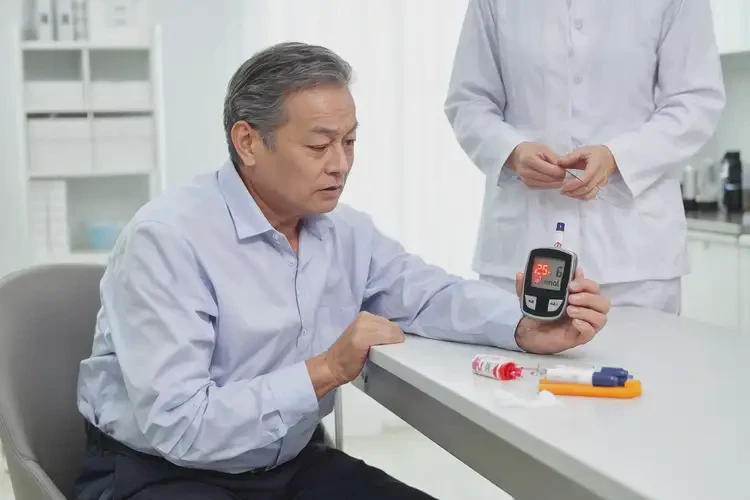 中老年人睡前血糖25(圖1)