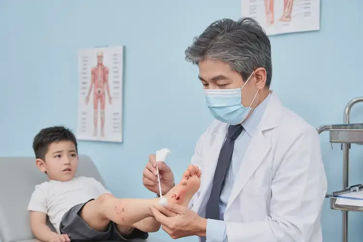 孩子腳上出現(xiàn)濕疹不管它會(huì)自己自愈嗎(圖3)