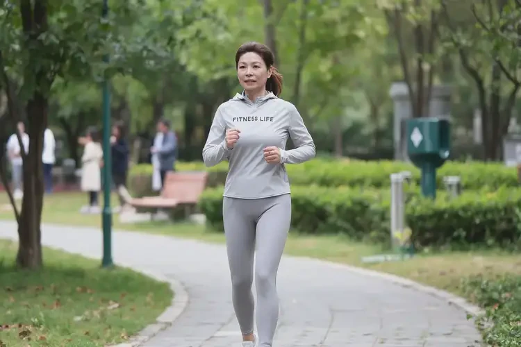 更年期女性餐后血糖16點(diǎn)8是糖尿病嗎(圖2)