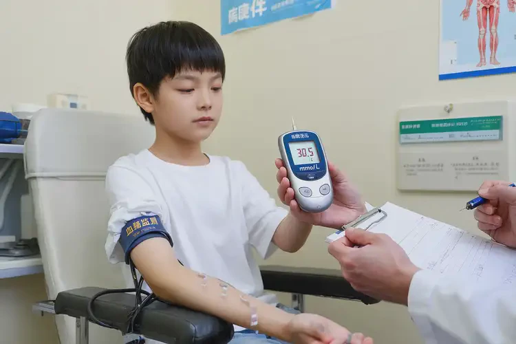 青少年中午血糖30(图1)