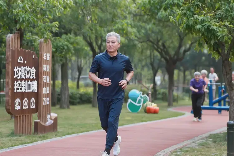 中老年人睡前血糖23(图1)