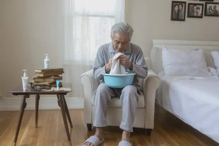 老年人肛周經(jīng)常起濕疹可不可以徹底自愈(圖2)