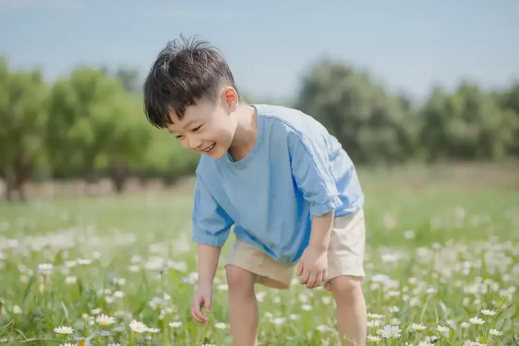 小兒脖子經(jīng)常起濕疹可不可以徹底自愈(圖1)