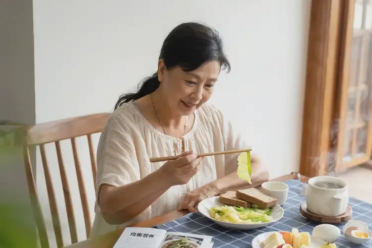更年期女性糖尿病早上可以吃秧白叶吗(图1)