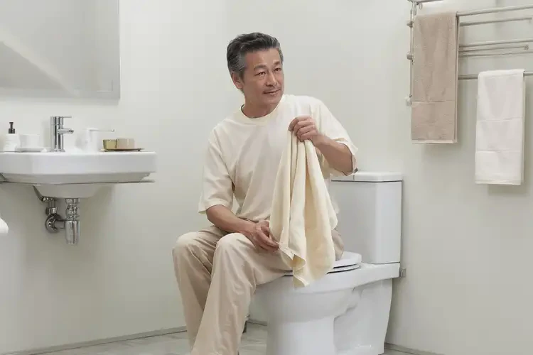 青年人肛周容易長濕疹能夠徹底治愈嗎(圖1)