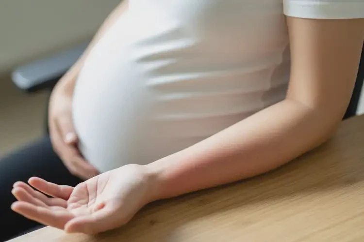 孕婦手臂出現(xiàn)濕疹可不可以徹底自愈(圖3)