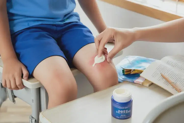 小學(xué)生大腿上出現(xiàn)濕疹可以徹底自愈嗎(圖3)