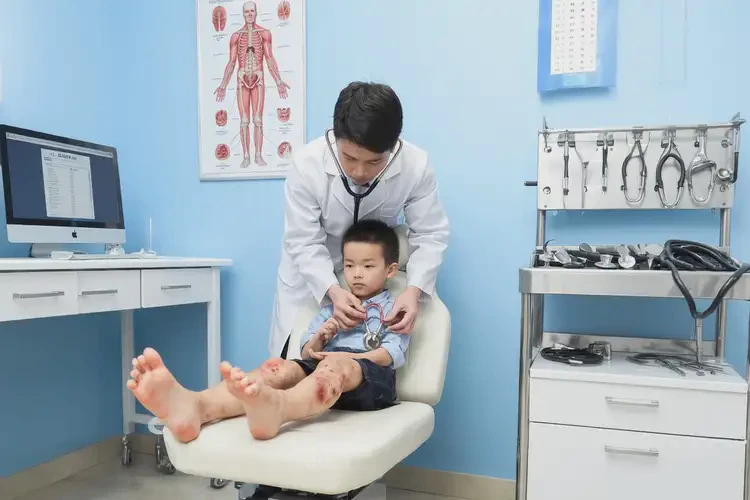 小兒身上起濕疹可以徹底自愈嗎(圖1)