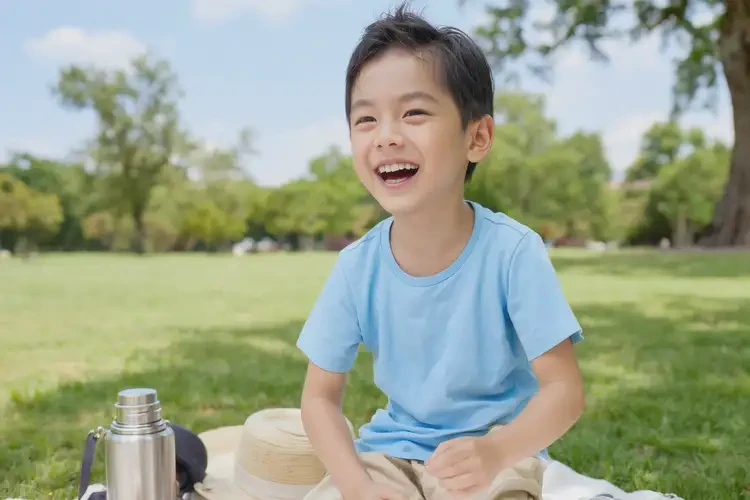 小兒全身長(zhǎng)濕疹不管它會(huì)自己痊愈嗎(圖1)