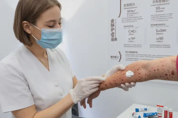 孩子大腿起湿疹能彻底自愈吗(图2)