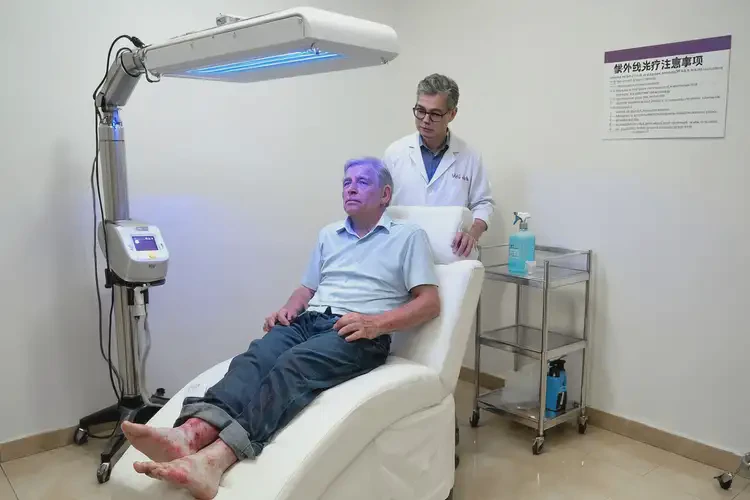 男人小腿容易起濕疹能夠徹底治愈嗎(圖1)