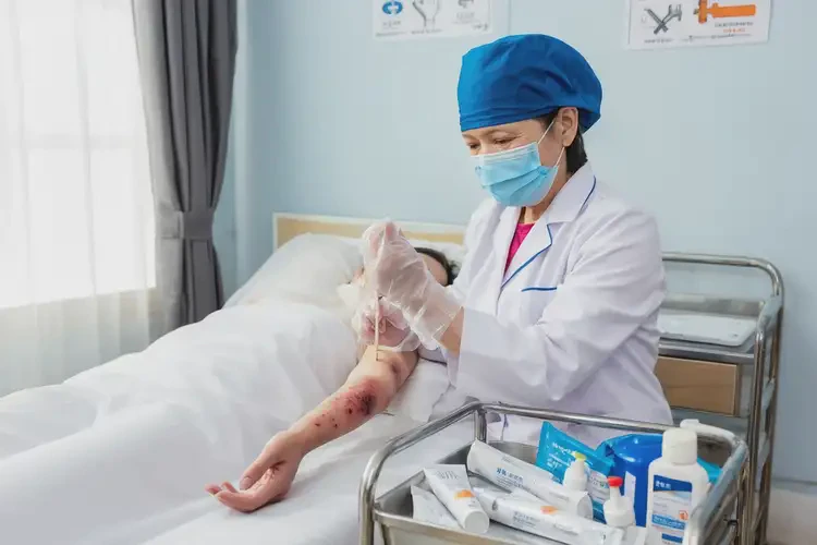 產(chǎn)婦手臂偶爾長濕疹能夠徹底治愈嗎(圖3)