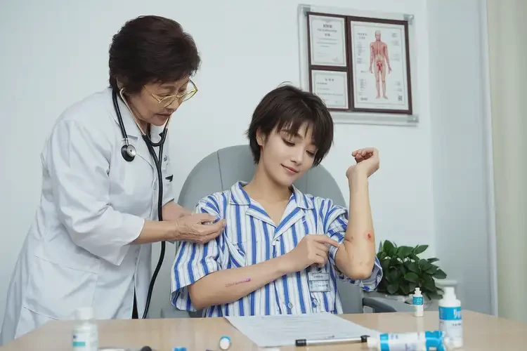 產(chǎn)婦身上容易長(zhǎng)濕疹不管它會(huì)自己自愈嗎(圖2)