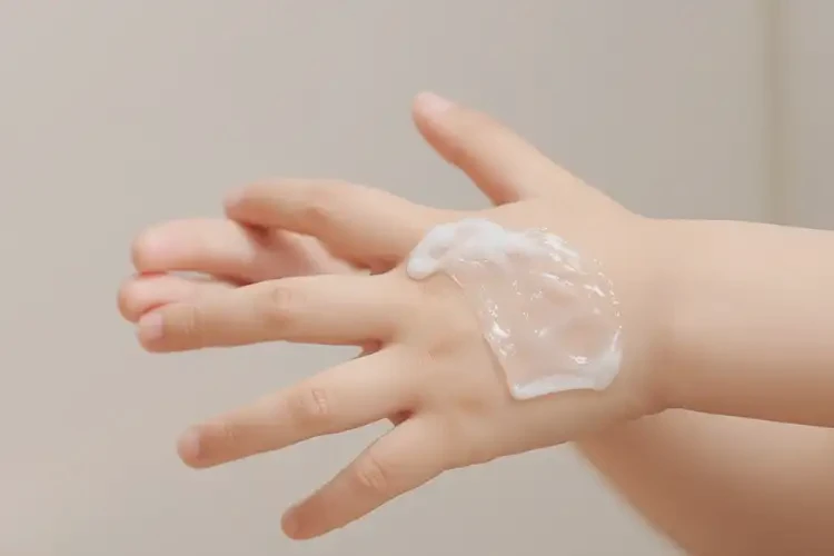 孩子四肢容易起濕疹可以徹底自愈嗎(圖3)