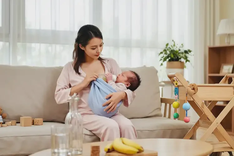 新生兒脖子上長濕疹可以徹底自愈嗎(圖1)