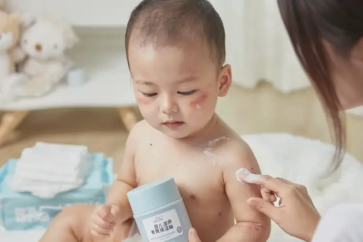 小孩屁股出濕疹不管它會(huì)自己好嗎(圖1)