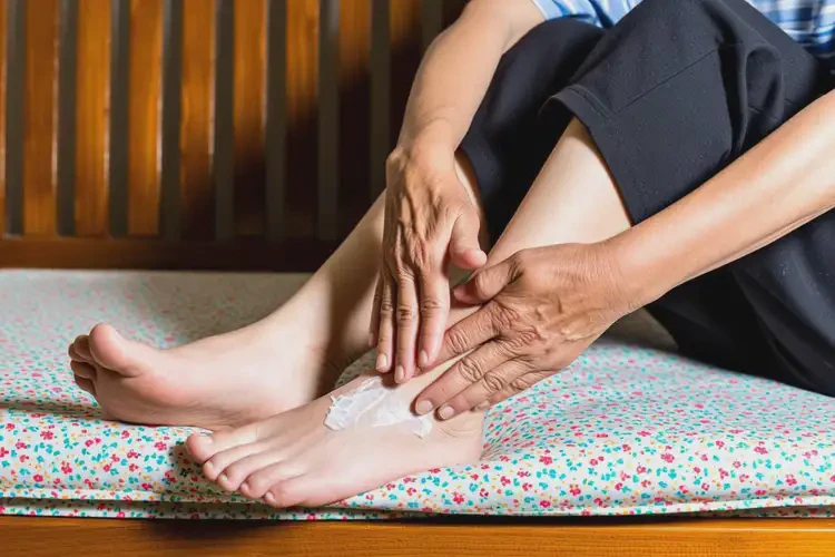 高齡老人腳上偶爾起濕疹能夠徹底治愈嗎(圖4)