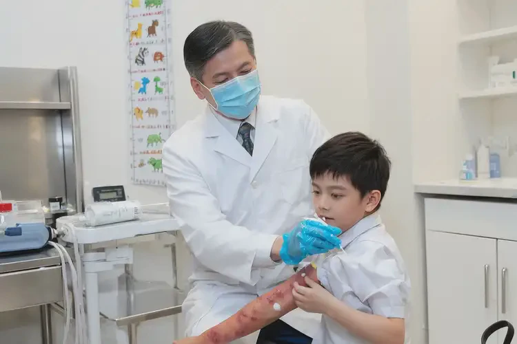 小孩脖子上經(jīng)常長(zhǎng)濕疹能靠自己自愈嗎(圖3)