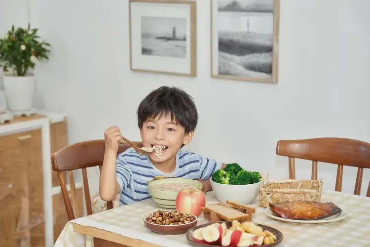 小孩早上血糖13點(diǎn)2是怎么回事(圖1)