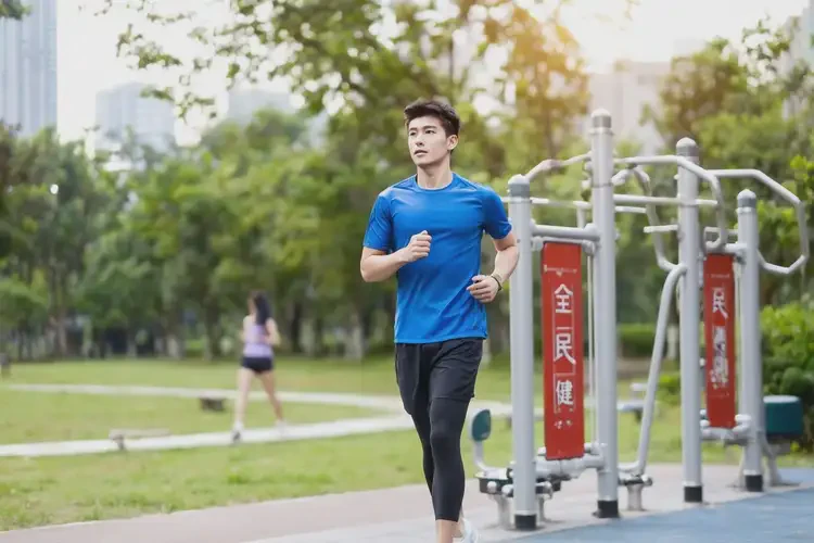 男性晚餐血糖22(圖1)