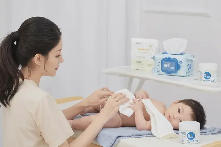 小兒屁股容易長濕疹可以徹底自愈嗎(圖2)