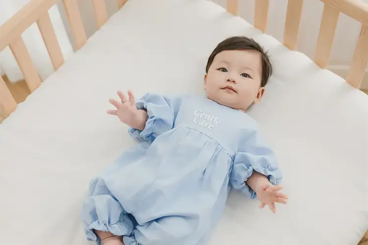 嬰兒脖子上起濕疹能夠徹底治愈嗎(圖1)