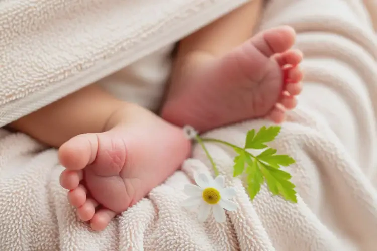 新生兒腳上出濕疹能徹底自愈嗎(圖2)