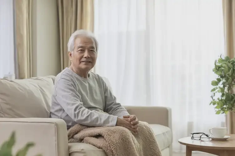 老年人大腿有濕疹不管它會自己自愈嗎(圖1)