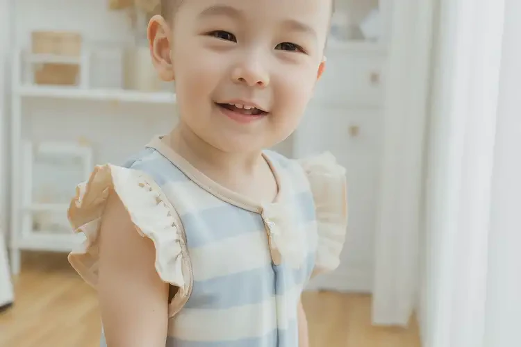 孩子手臂上有濕疹可以徹底自愈嗎(圖2)