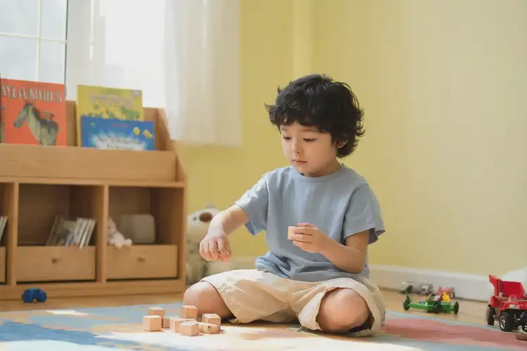 兒童脖子偶爾長濕疹不管它會自己好嗎(圖1)