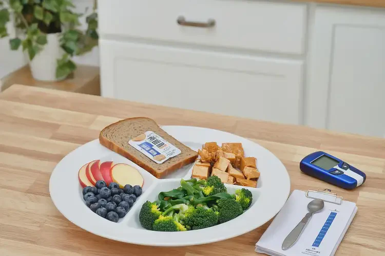 成年人糖尿病早上可以吃菌菇汤底麻辣烫吗(图2)