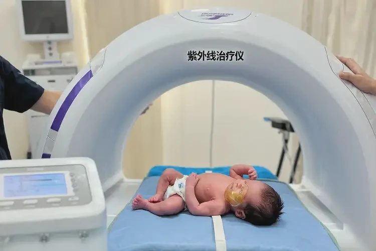 嬰兒手上有濕疹可以徹底自愈嗎(圖1)