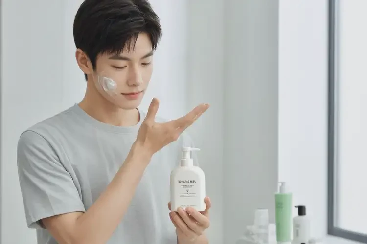 青少年面部容易長(zhǎng)濕疹能徹底自愈嗎(圖3)