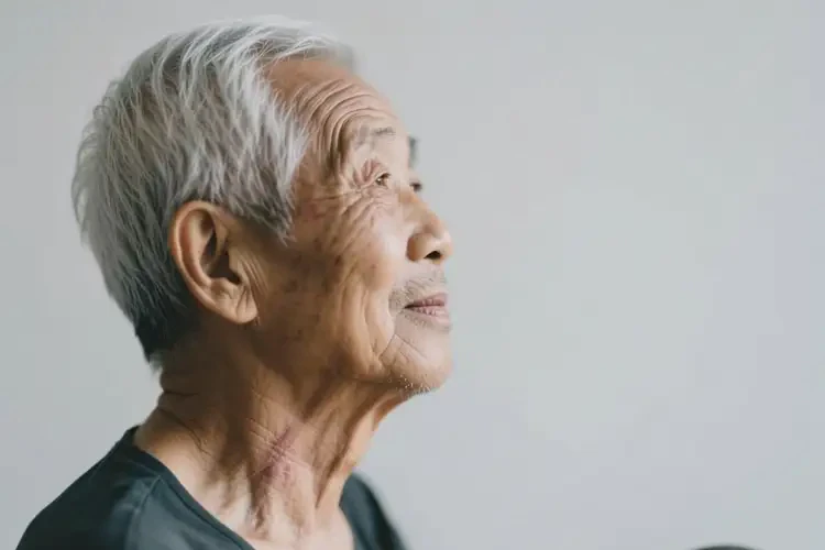 老年人脖子上出現(xiàn)濕疹不管它會(huì)自己痊愈嗎(圖4)