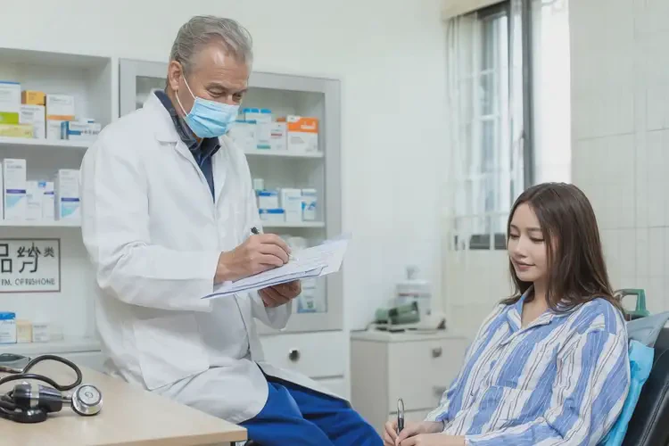 產(chǎn)婦大腿上容易起濕疹不管它會自己痊愈嗎(圖1)