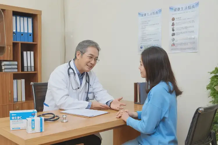 男生大腿偶爾起濕疹可以徹底自愈嗎(圖1)